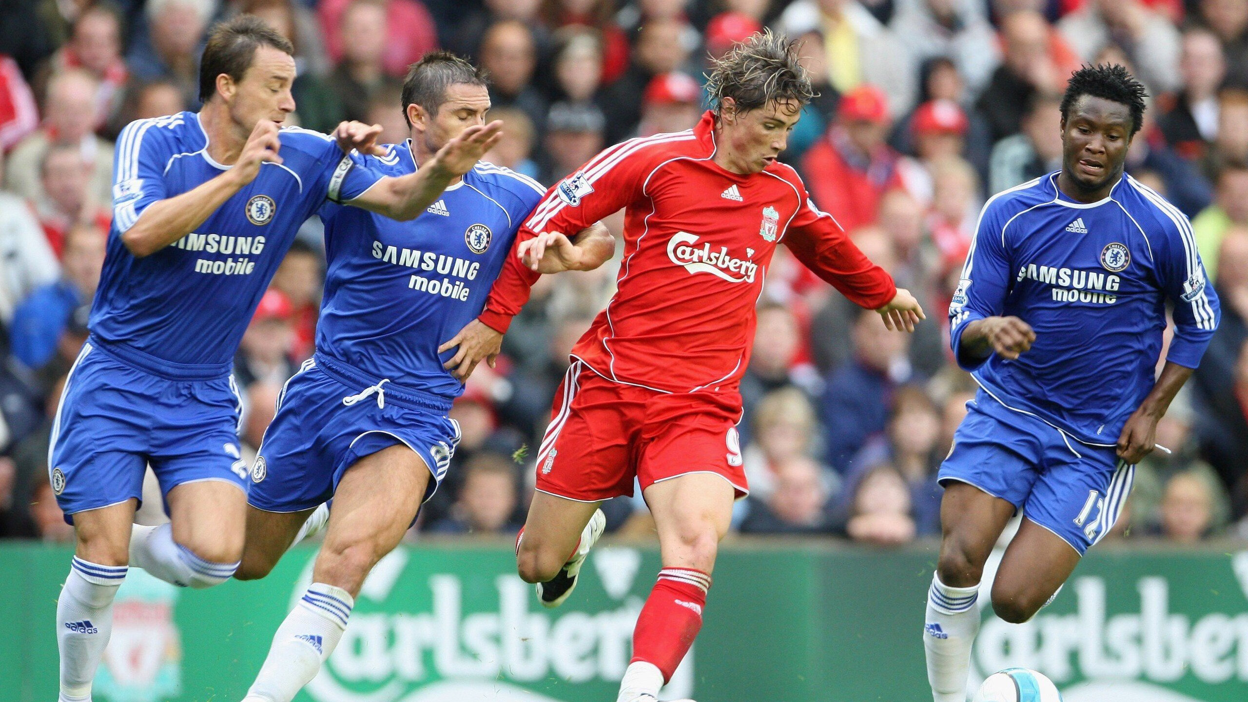 LOL巅峰对决操作惊险刺激,lol巅峰对决操作惊险刺激的英雄