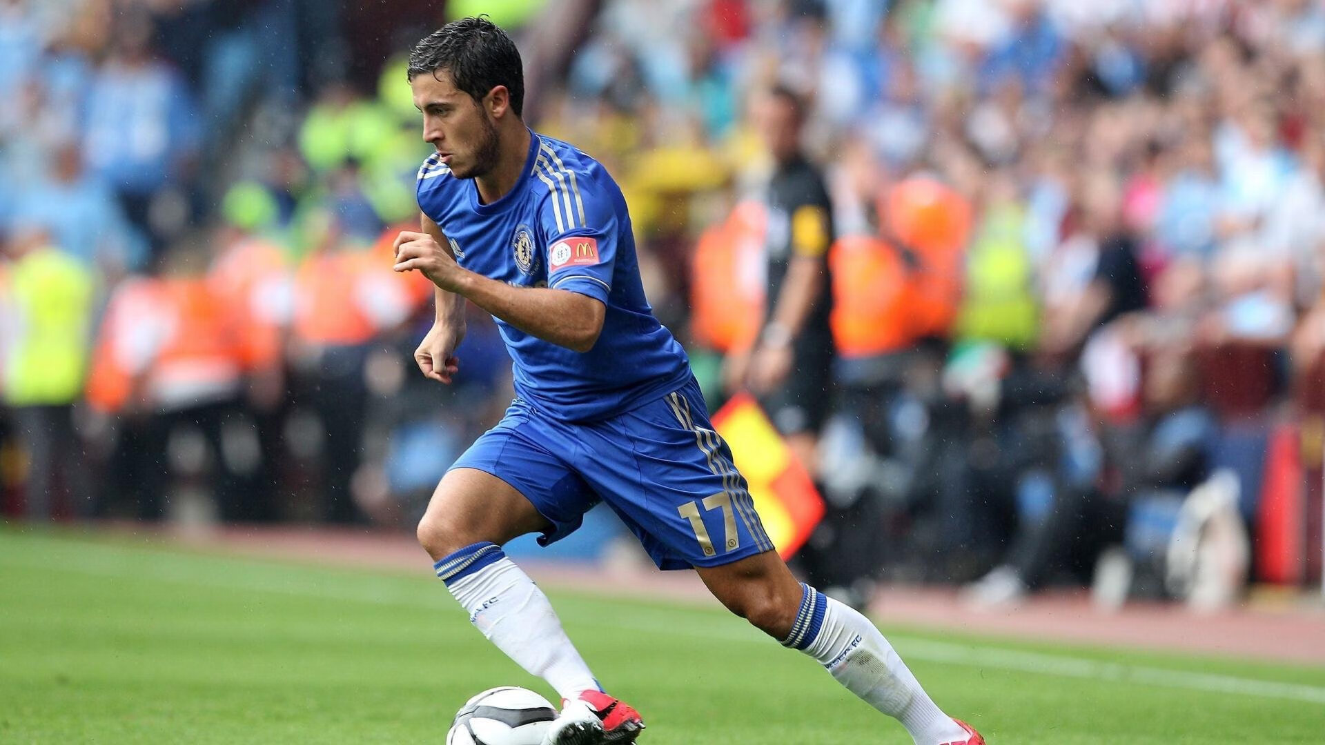 德里赫特头球绝平曼联客场战平热刺，足球德里赫特集锦