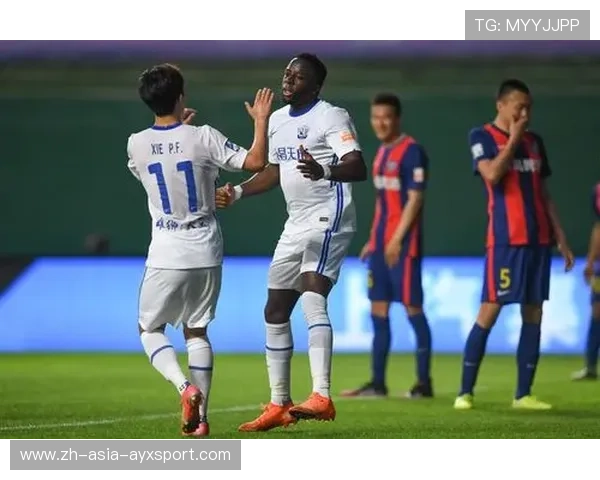 中超新赛季揭幕战，海港轻取沧州雄狮旗开得胜，中超山东_沧州雄狮比分