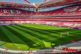 爱游戏体育（AYX）官方APP下载-利物浦欧冠对阵巅峰皇马，利物浦vs皇马欧冠决赛集锦