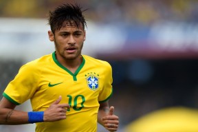 爱游戏体验-110-102！火箭4连胜，杜兰特不及格，阿门新高，状元下半场0分，火箭职业生涯打过几次147