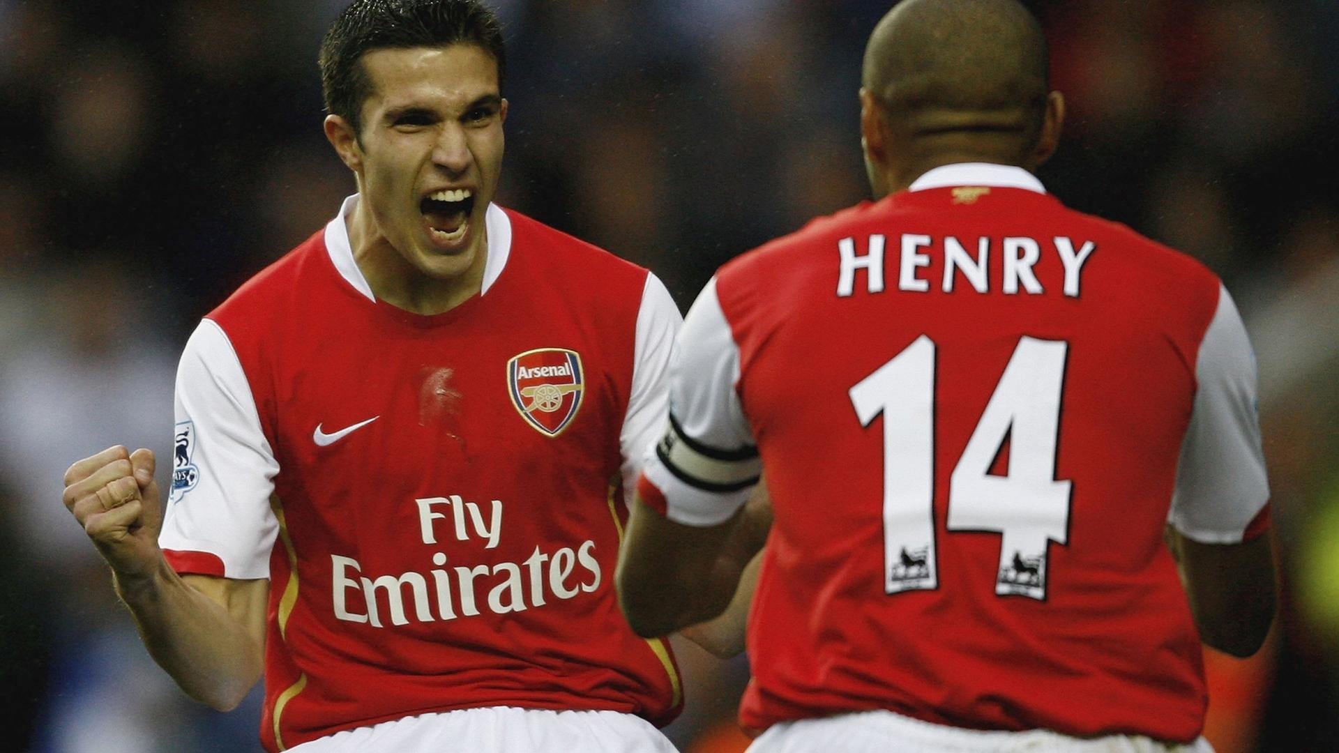 7400万巨资恐打水漂?曼联新射手陷魔咒,更衣室矛盾一触即发,曼联队史射手榜