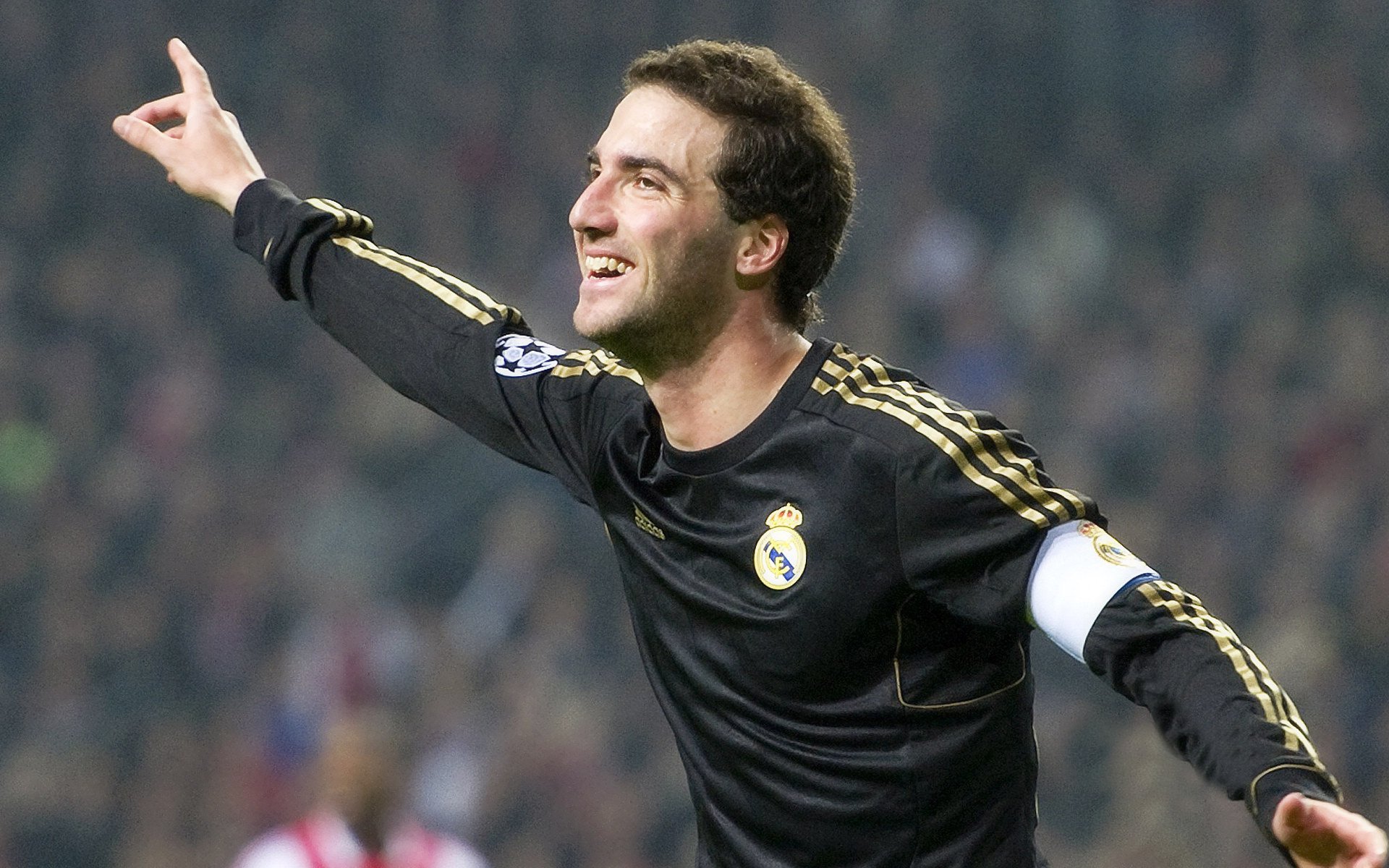 世界杯：摩洛哥纪录片展示历史性四强征程 阿拉伯世界集体自豪